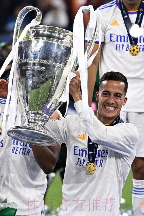 阿斯报：皇马为巴斯克斯开500万欧年薪续约报价